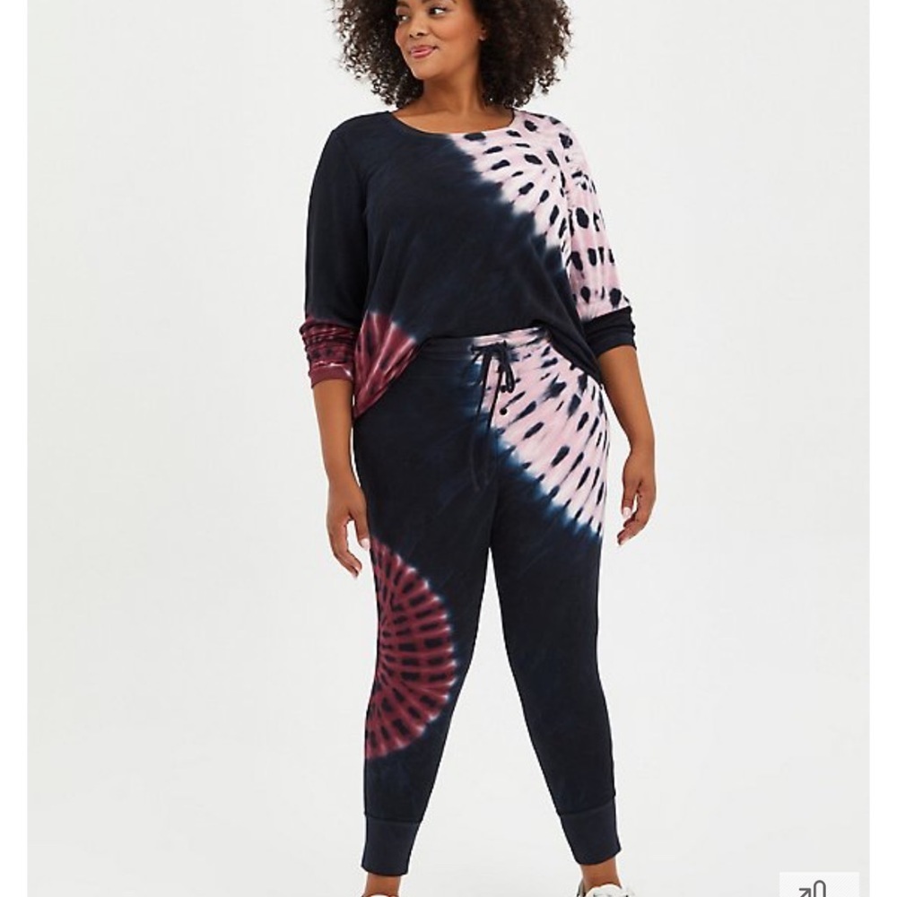 Torrid Dream Fleece Tie-Dye Black & Pink Sleep Set - Picture 1 of 4